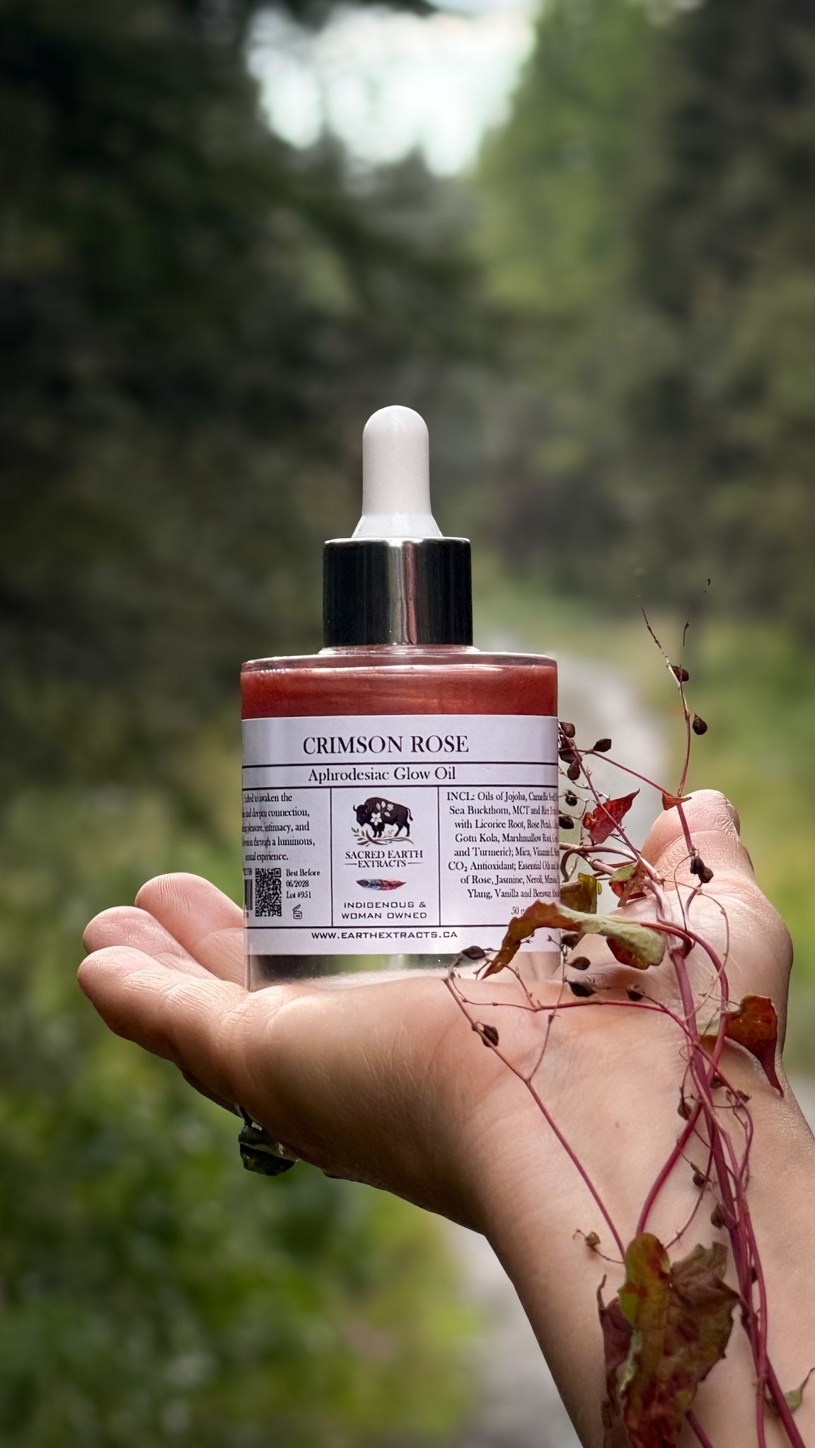 Crimson Rose aphrodisiac glow oil with wild stems